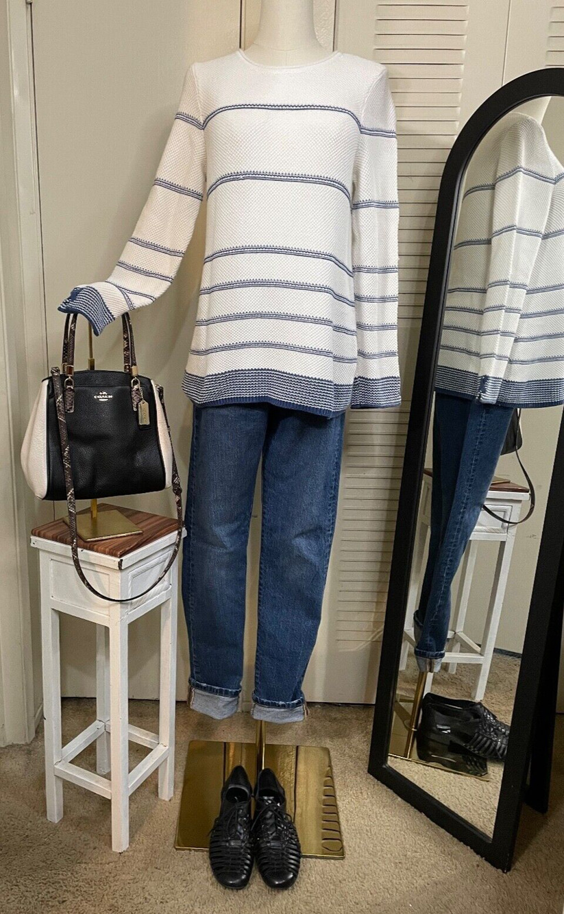 Chico's White & Blue Striped Knit Sweater Size S Pre-owned